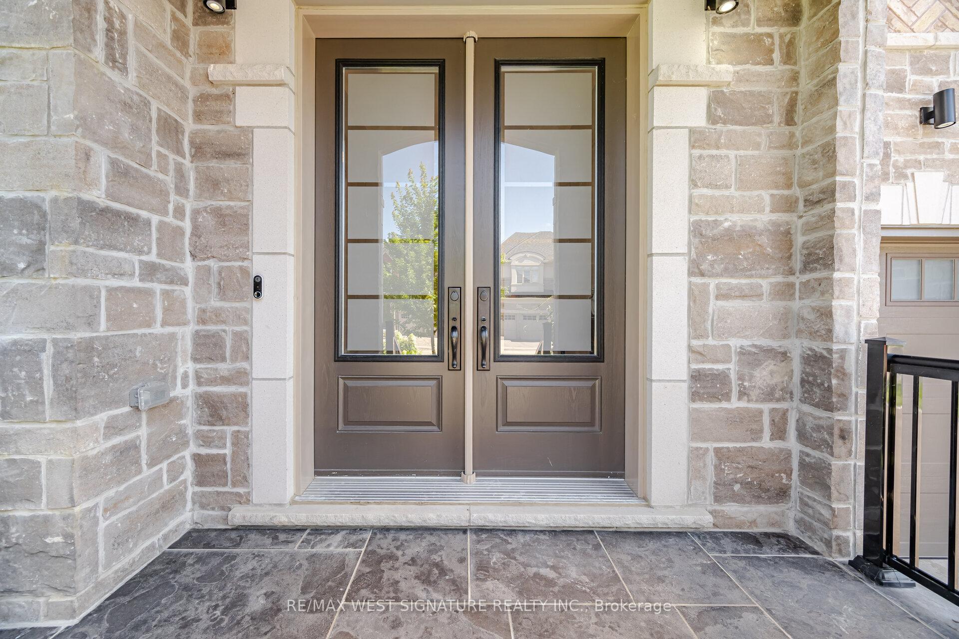 Photo 12 of 316 Touch Gold Crescent, Aurora, Bayview Southeast — HOMEH