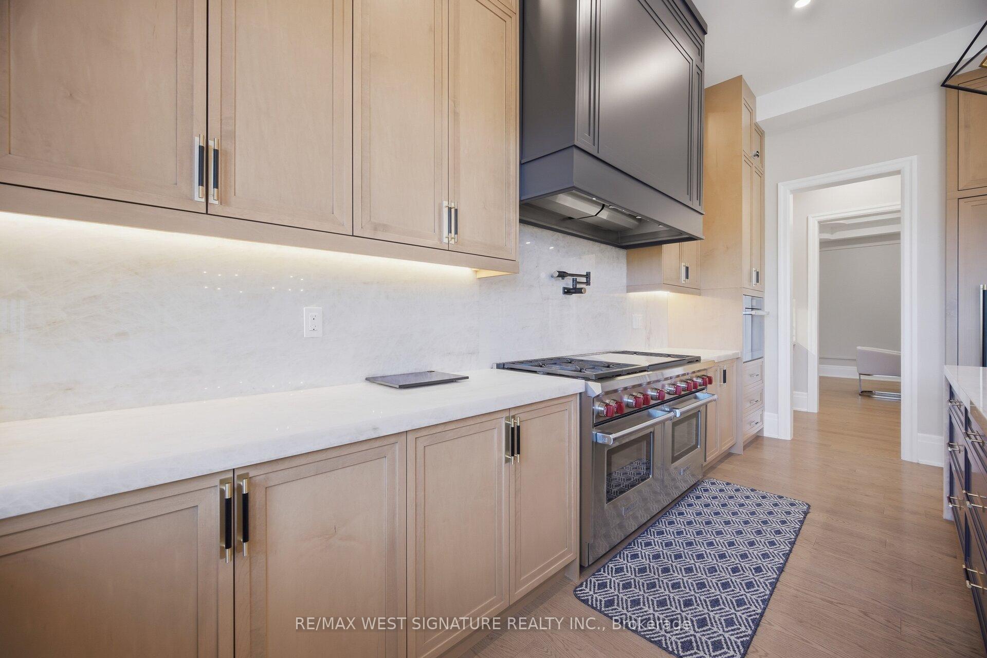 Photo 32 of 316 Touch Gold Crescent, Aurora, Bayview Southeast — HOMEH