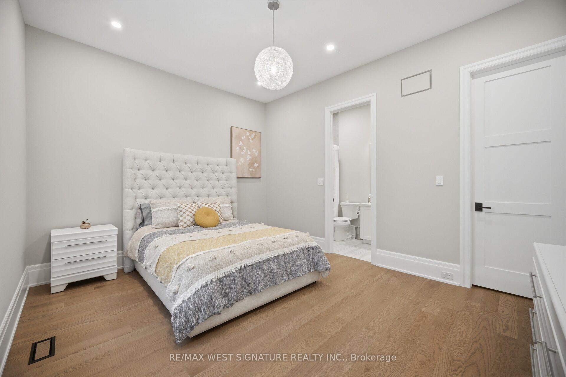 Photo 76 of 316 Touch Gold Crescent, Aurora, Bayview Southeast — HOMEH