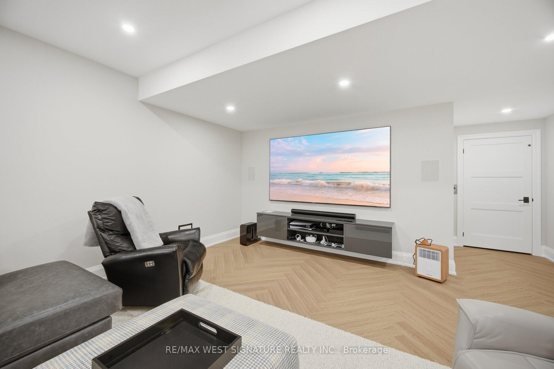 Photo 86 of 316 Touch Gold Crescent, Aurora, Bayview Southeast — HOMEH