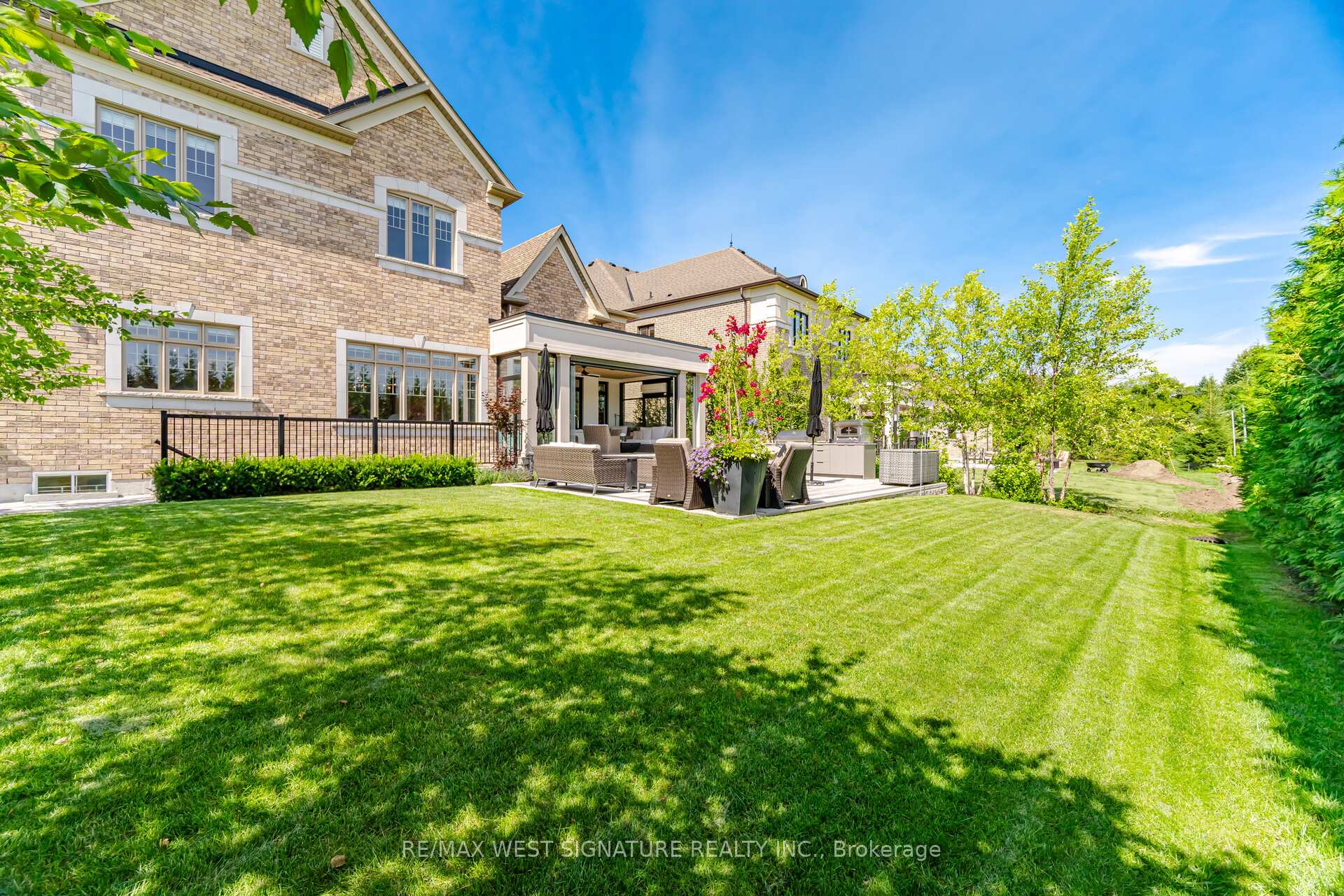 Photo 92 of 316 Touch Gold Crescent, Aurora, Bayview Southeast — HOMEH