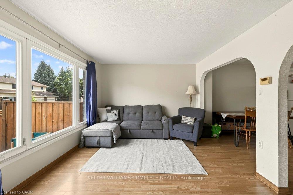 Photo 10 of Unit 14, 120 Quigley Road, Hamilton, Vincent — HOMEH