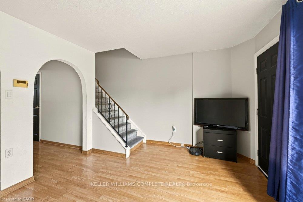 Photo 15 of Unit 14, 120 Quigley Road, Hamilton, Vincent — HOMEH