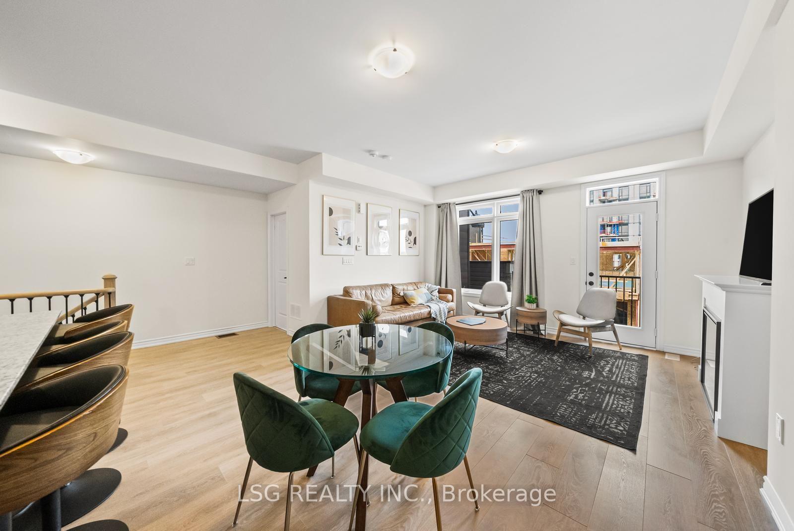 Photo 19 of 153 Blick Crescent, Aurora, Bayview Wellington — HOMEH