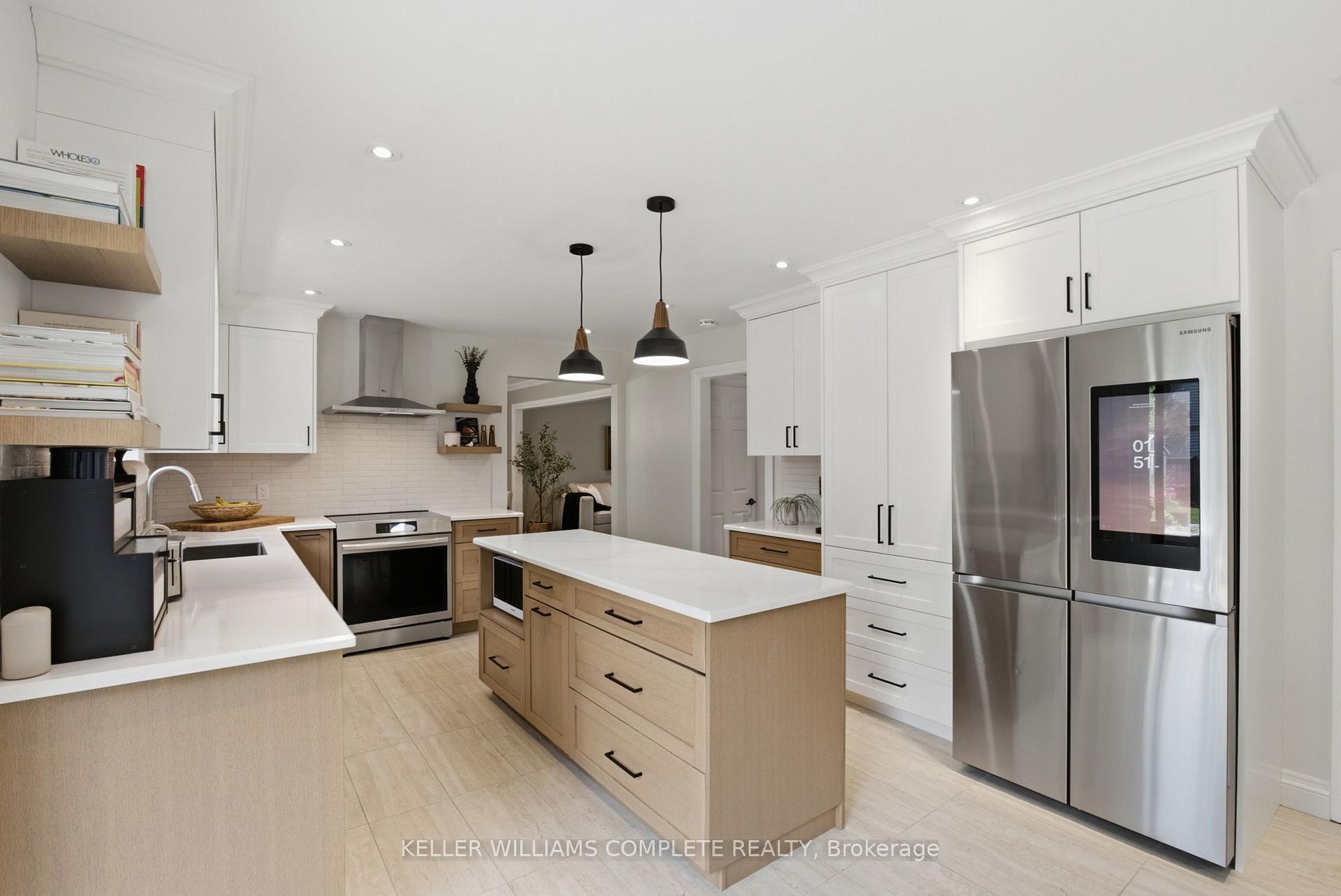 Photo 13 of 27 John Martin Crescent, Hamilton, Rural Flamborough — HOMEH