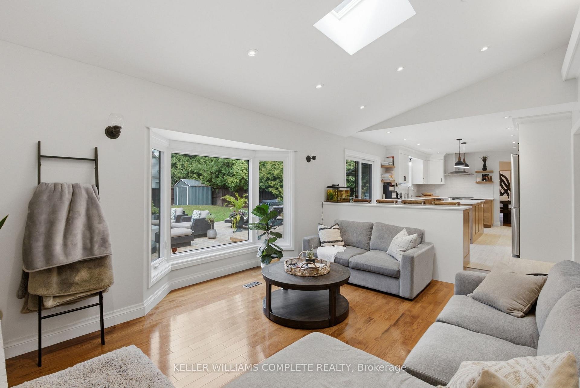 Photo 20 of 27 John Martin Crescent, Hamilton, Rural Flamborough — HOMEH