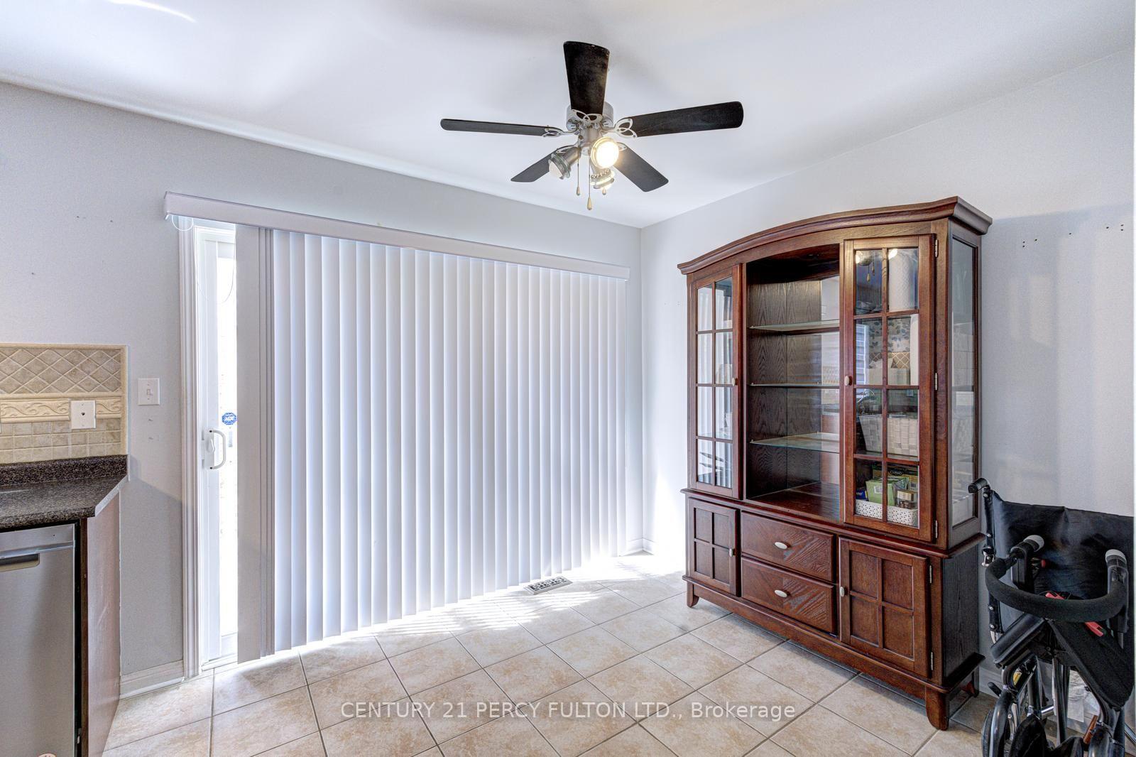 Photo 14 of 20 Orangegrove Drive, Brampton, Fletcher's Meadow — HOMEH