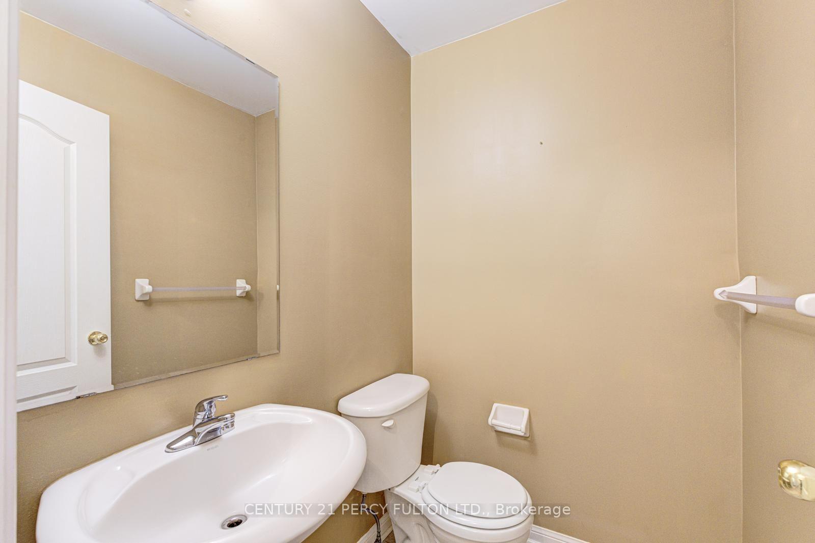 Photo 21 of 20 Orangegrove Drive, Brampton, Fletcher's Meadow — HOMEH