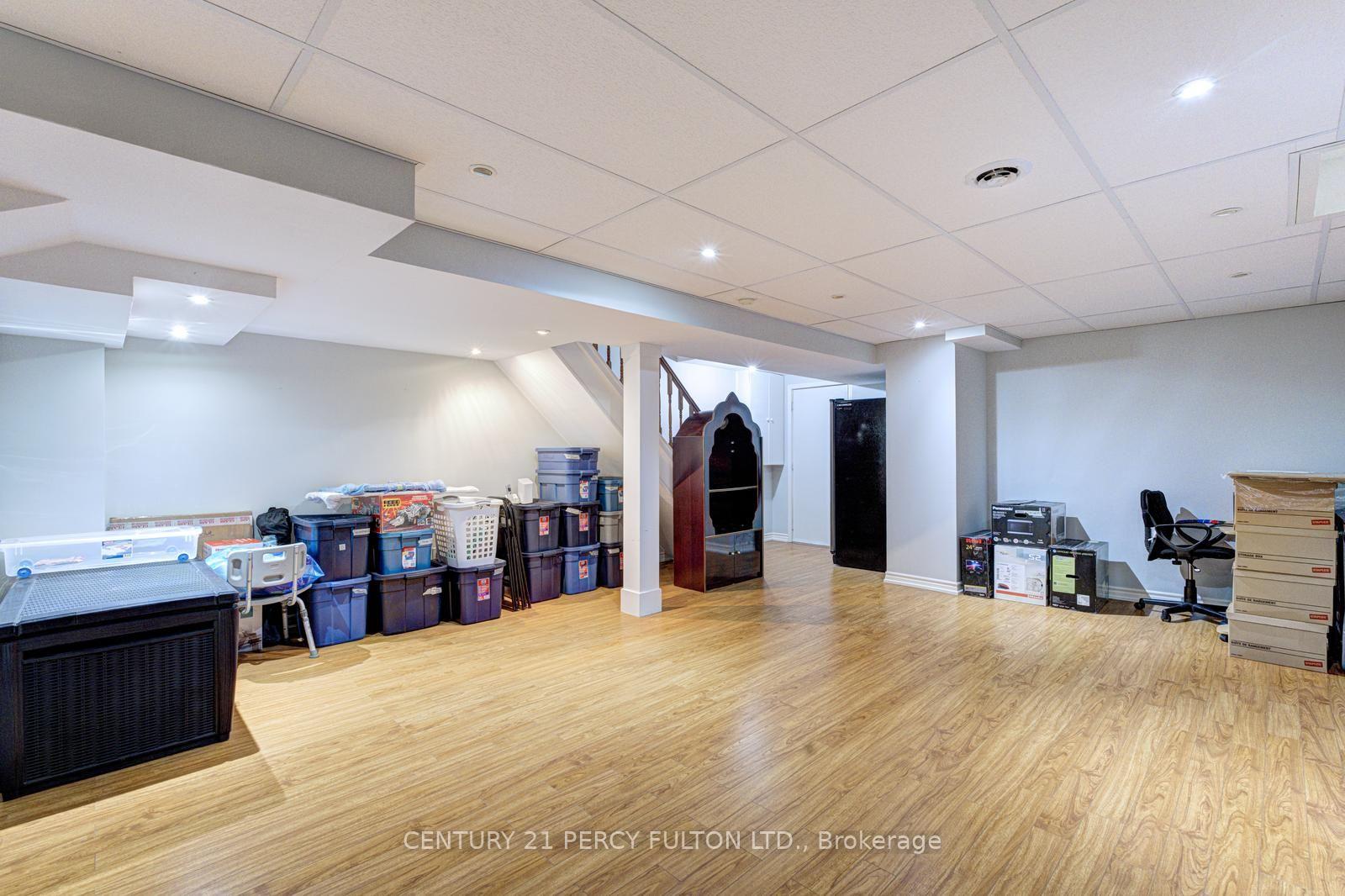 Photo 34 of 20 Orangegrove Drive, Brampton, Fletcher's Meadow — HOMEH
