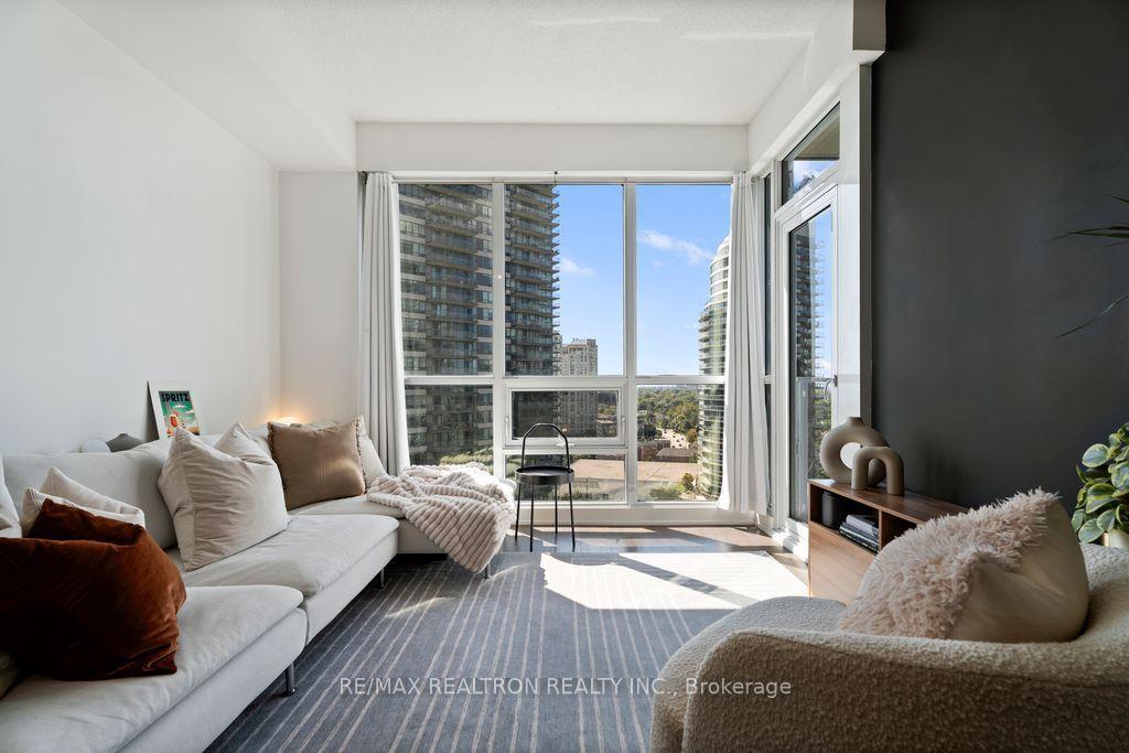 Photo 2 of Unit 1905, 2212 Lakeshore Boulevard W, Etobicoke, Mimico — HOMEH