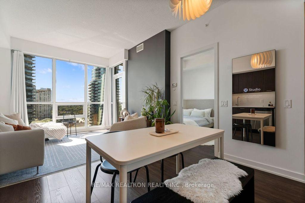 Photo 11 of Unit 1905, 2212 Lakeshore Boulevard W, Etobicoke, Mimico — HOMEH