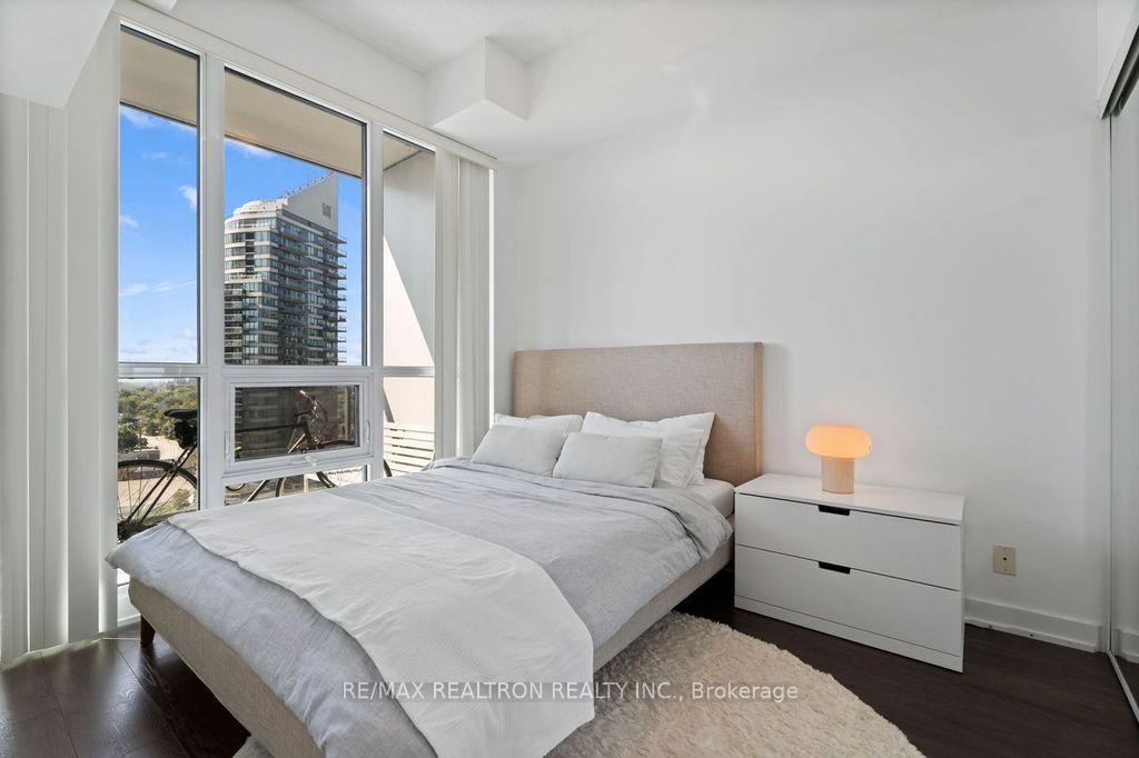 Photo 18 of Unit 1905, 2212 Lakeshore Boulevard W, Etobicoke, Mimico — HOMEH