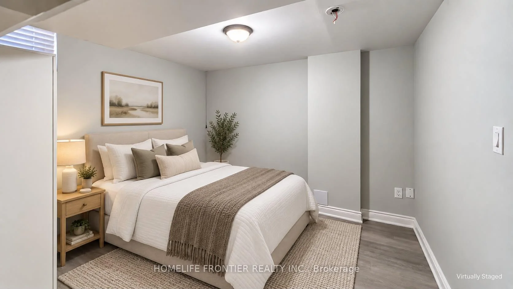 Photo 7 of 79 Pertosa Drive, Brampton, Fletcher's Meadow — HOMEH