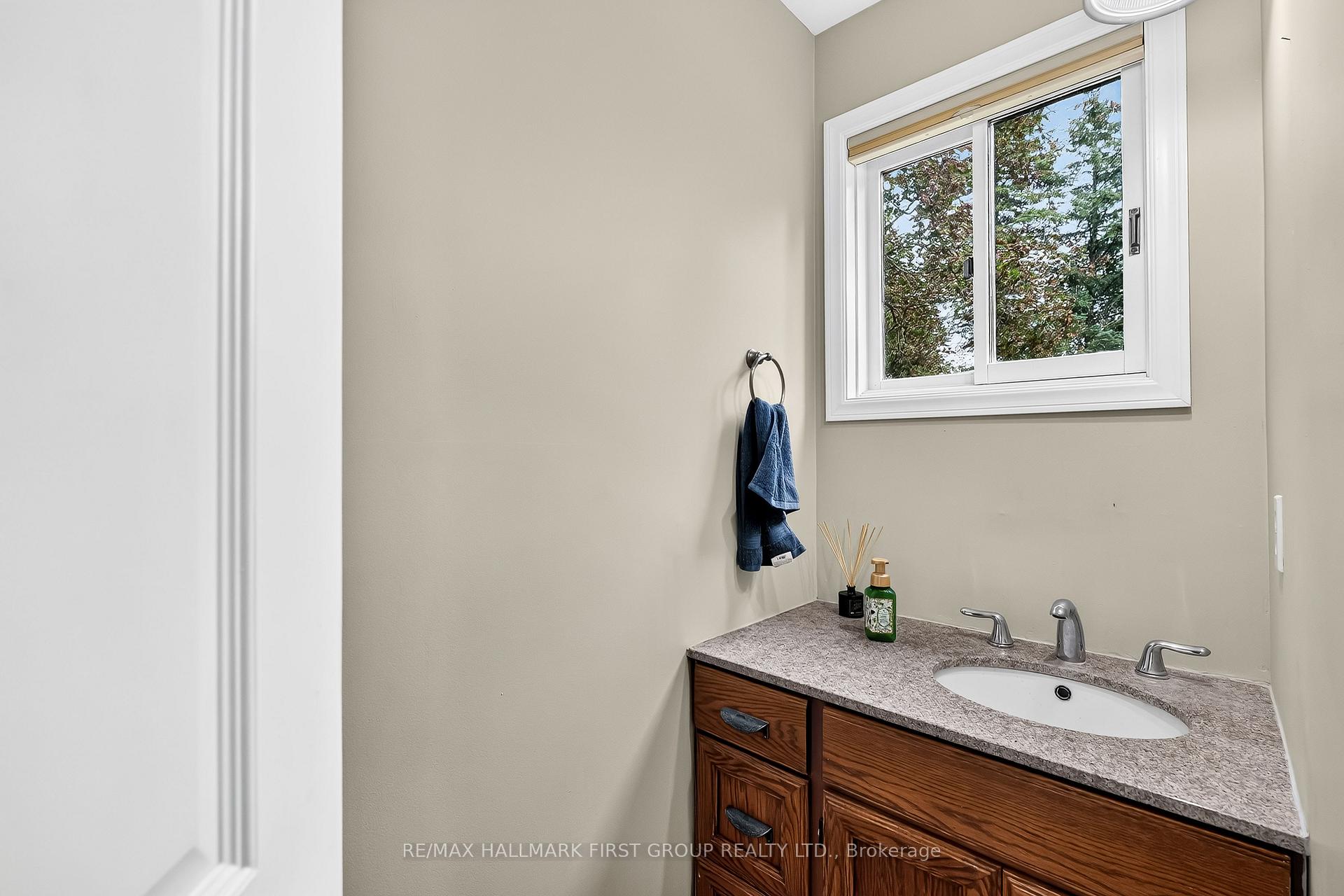 Photo 25 of 1887 Campbell Avenue, Cavan Monaghan, Cavan-Monaghan — HOMEH