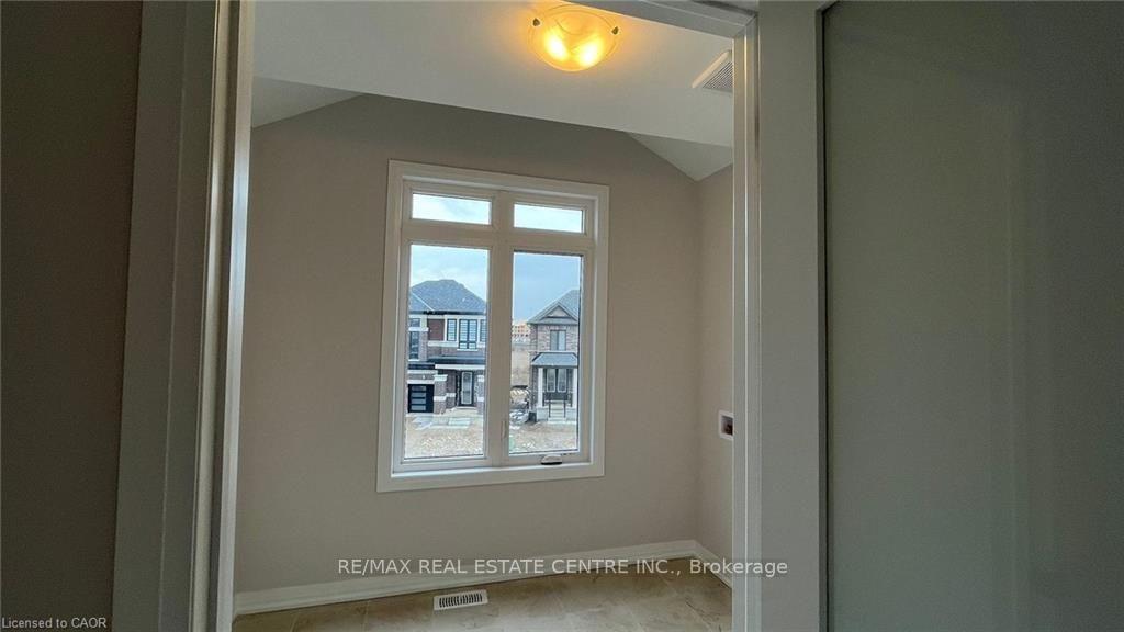 Photo 19 of 44 Blackburn Street, Cambridge, Westview — HOMEH