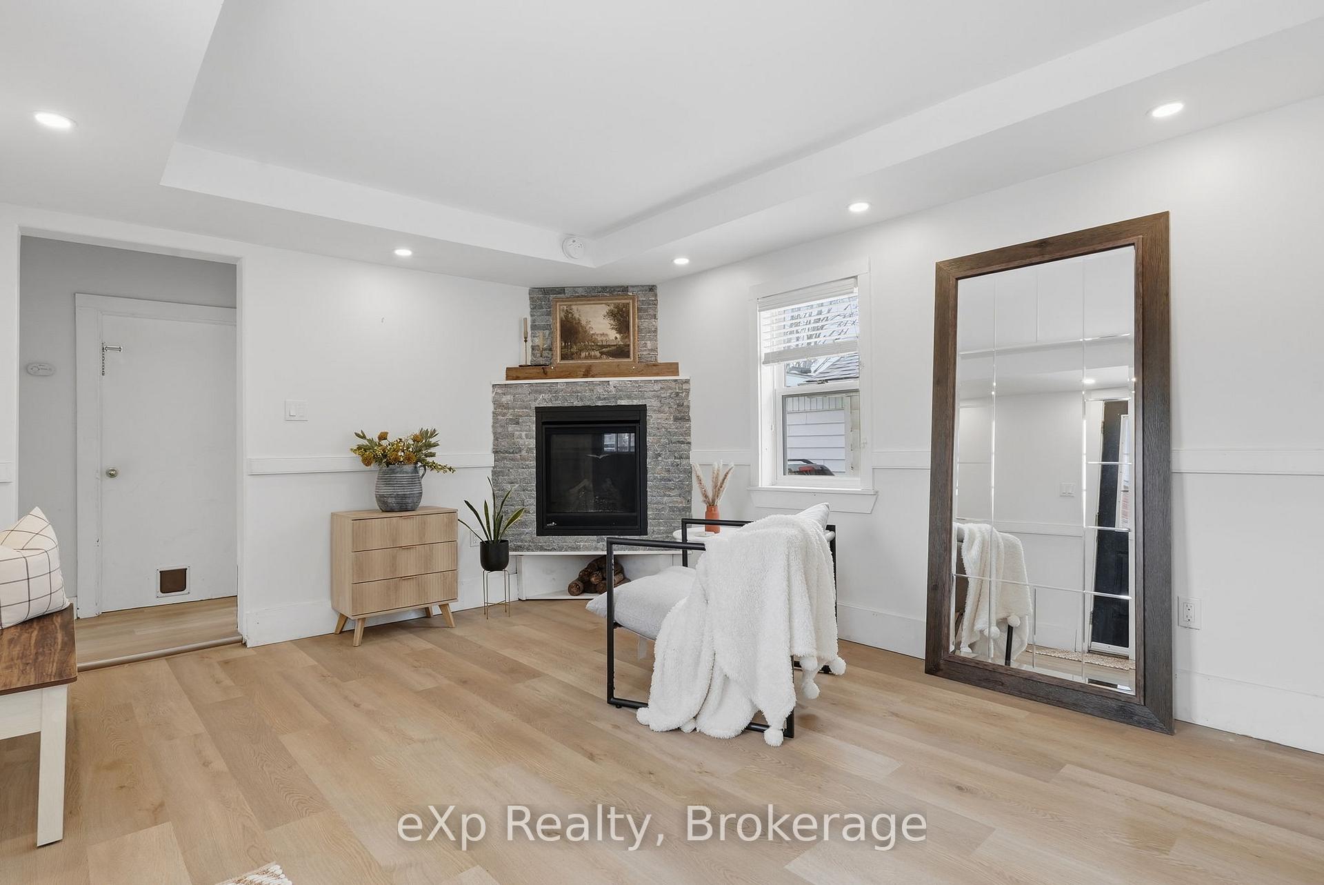 Photo 7 of 255 Waterloo Street, Wellington North, Mount Forest — HOMEH