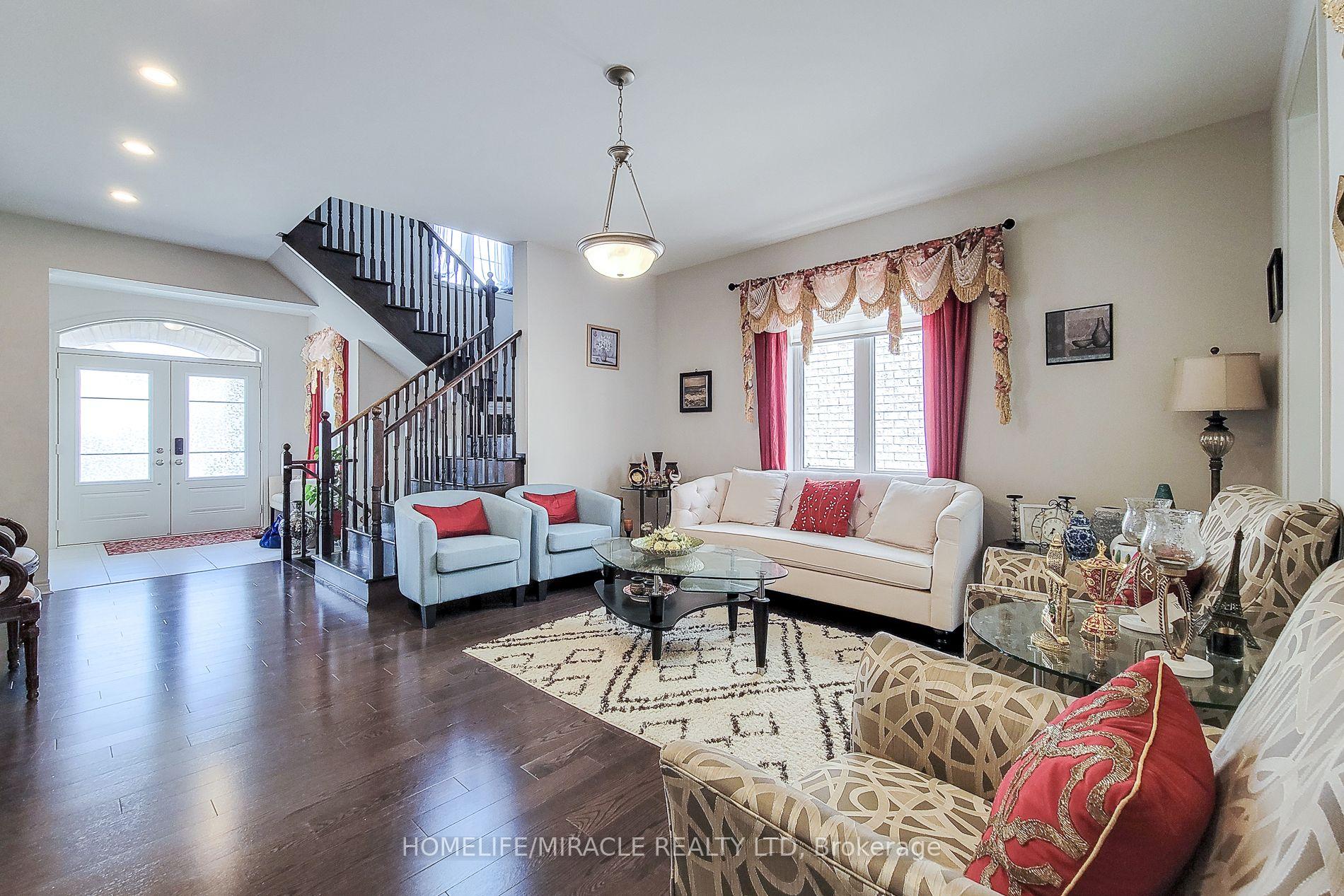 Photo 12 of 93 Barlow Place, Brant, Paris — HOMEH