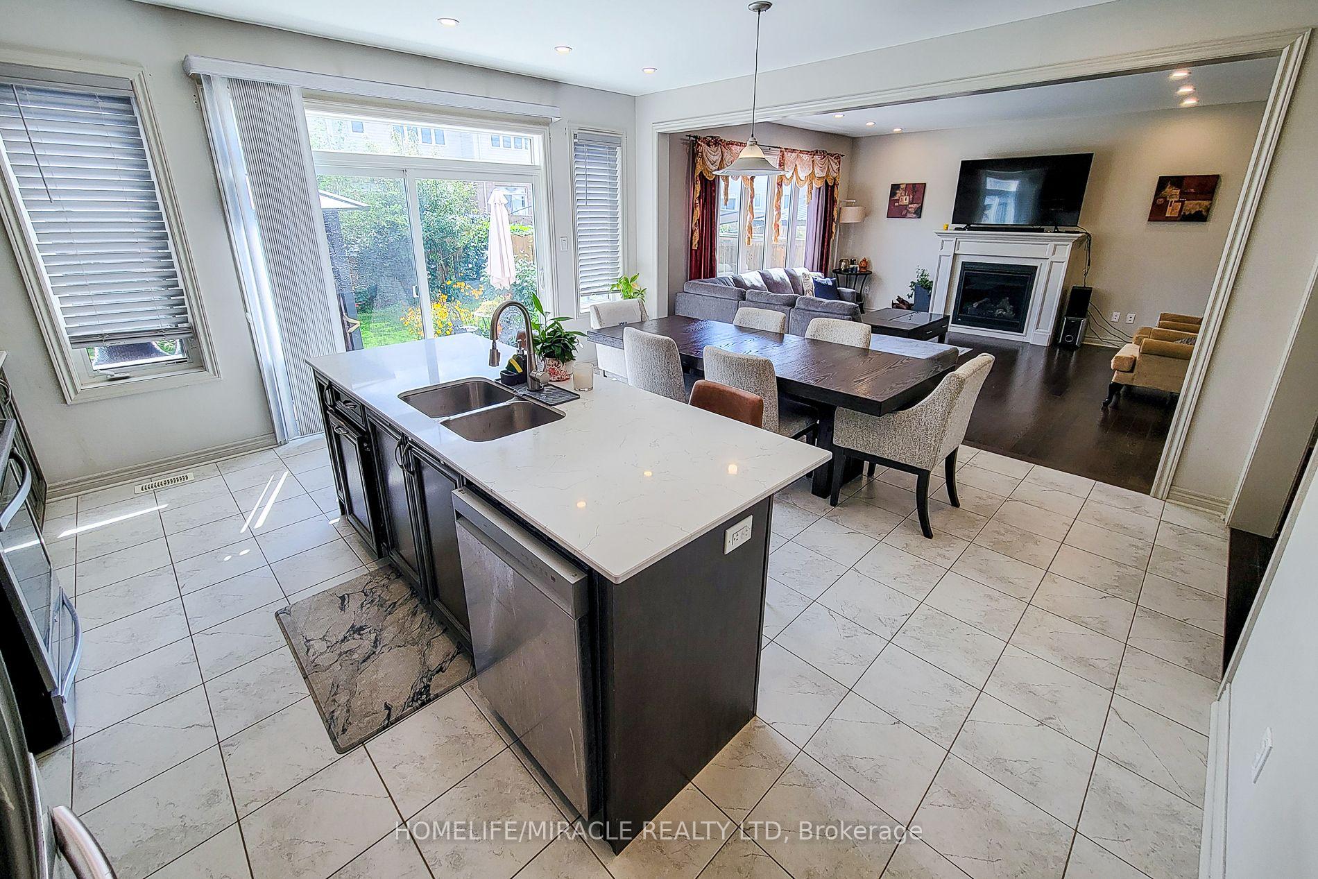 Photo 27 of 93 Barlow Place, Brant, Paris — HOMEH
