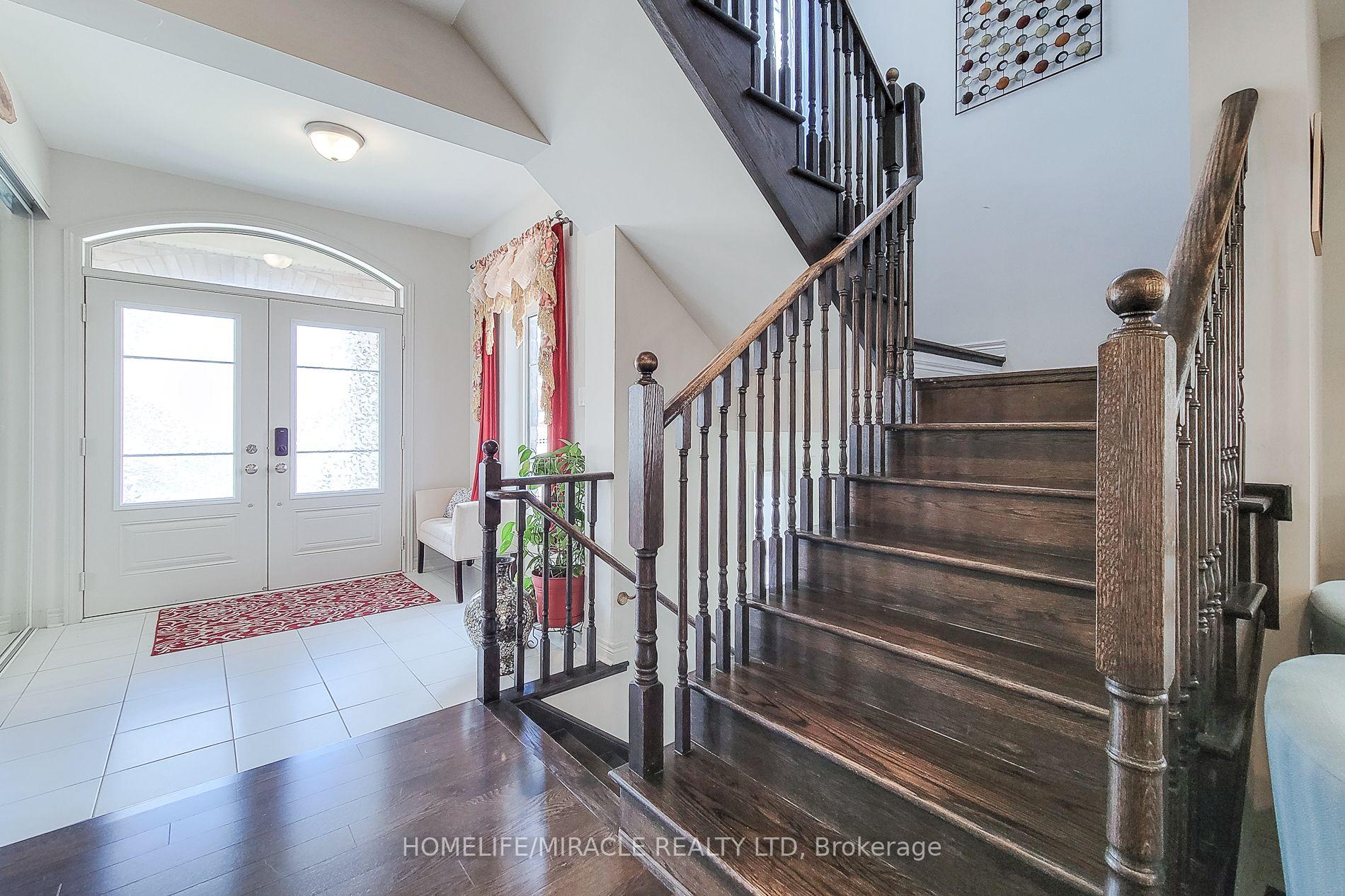 Photo 30 of 93 Barlow Place, Brant, Paris — HOMEH