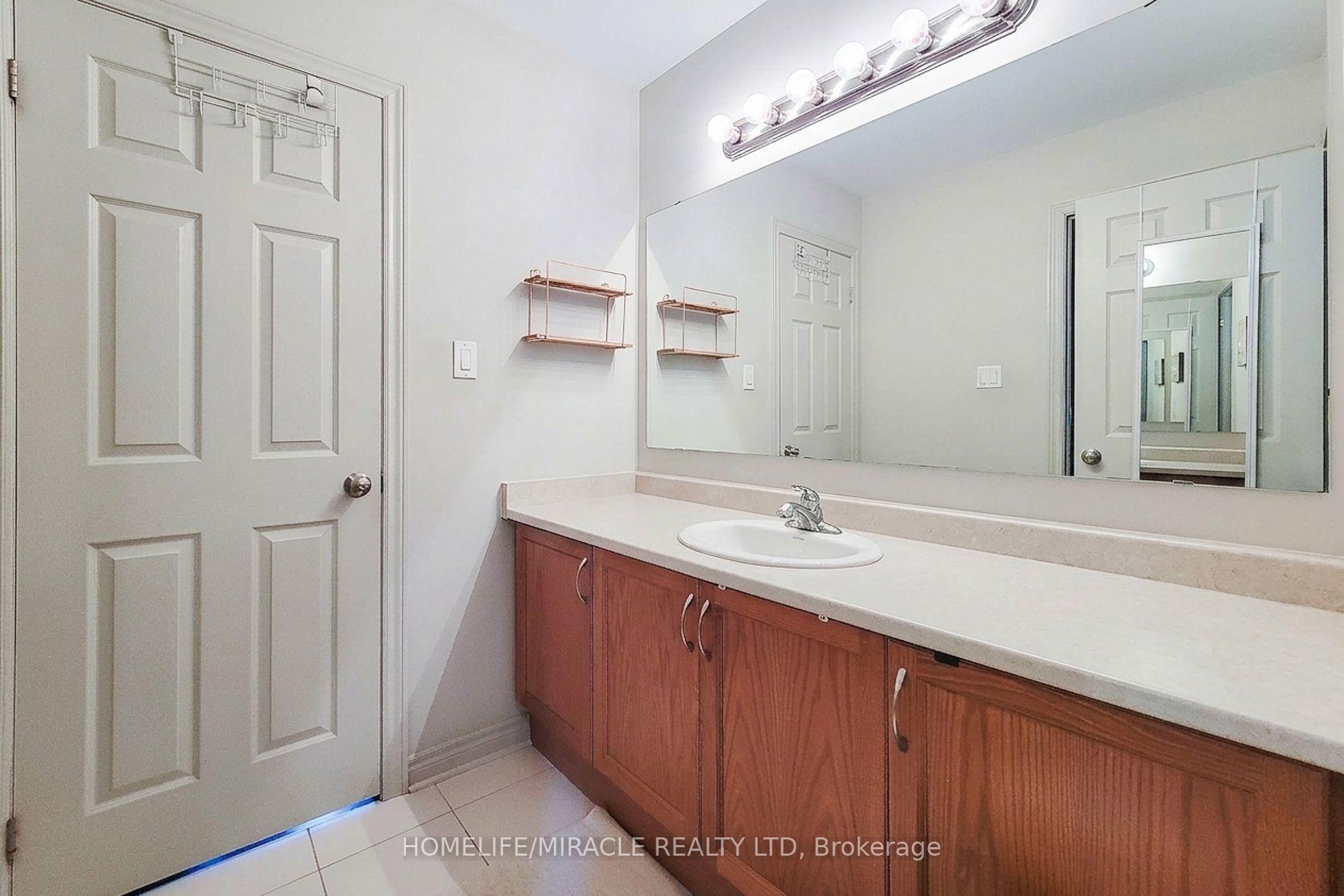 Photo 37 of 93 Barlow Place, Brant, Paris — HOMEH
