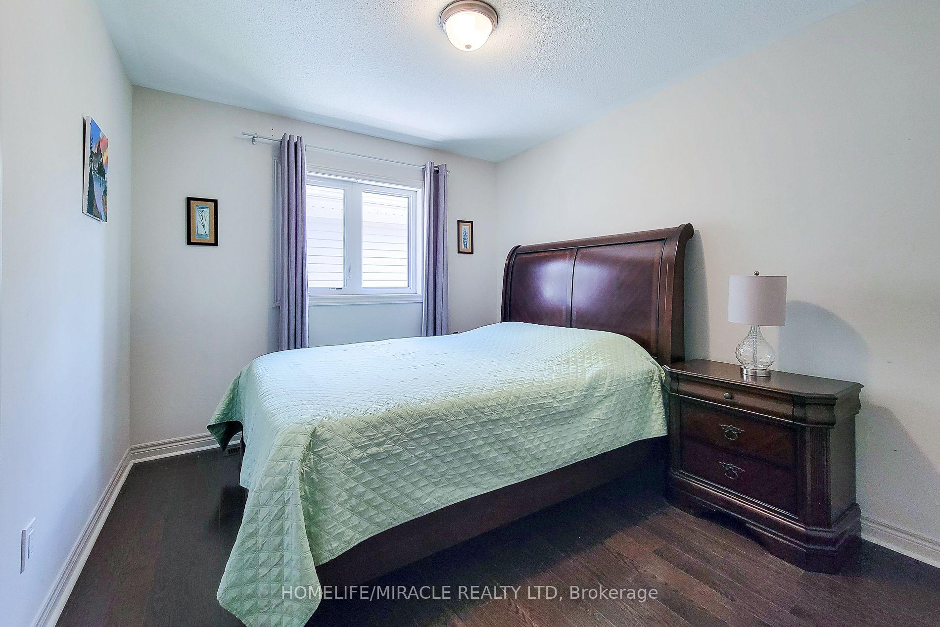 Photo 39 of 93 Barlow Place, Brant, Paris — HOMEH