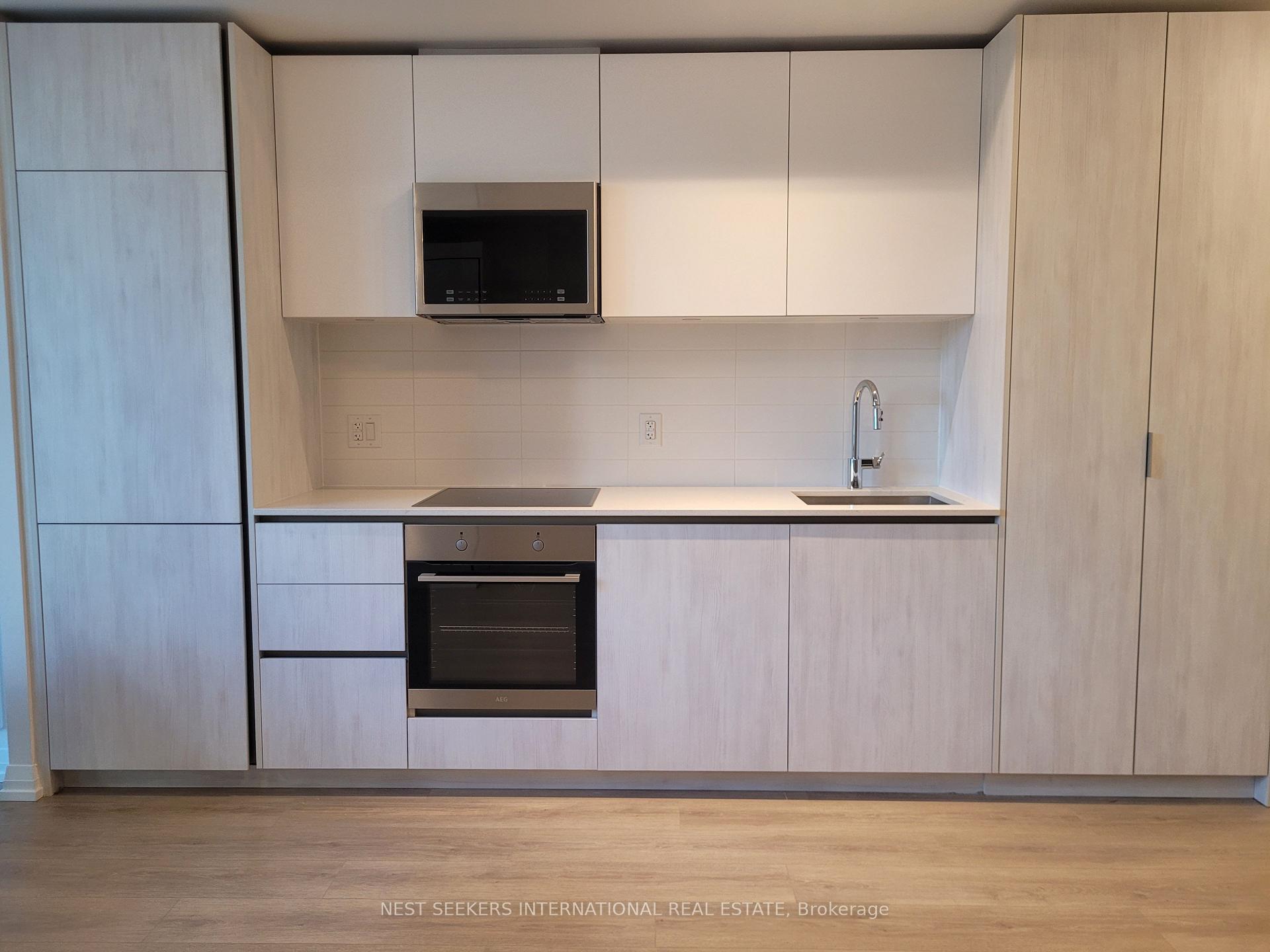 Photo 2 of Unit 2001, 8 Widmer Street, Toronto, Waterfront Communities — HOMEH