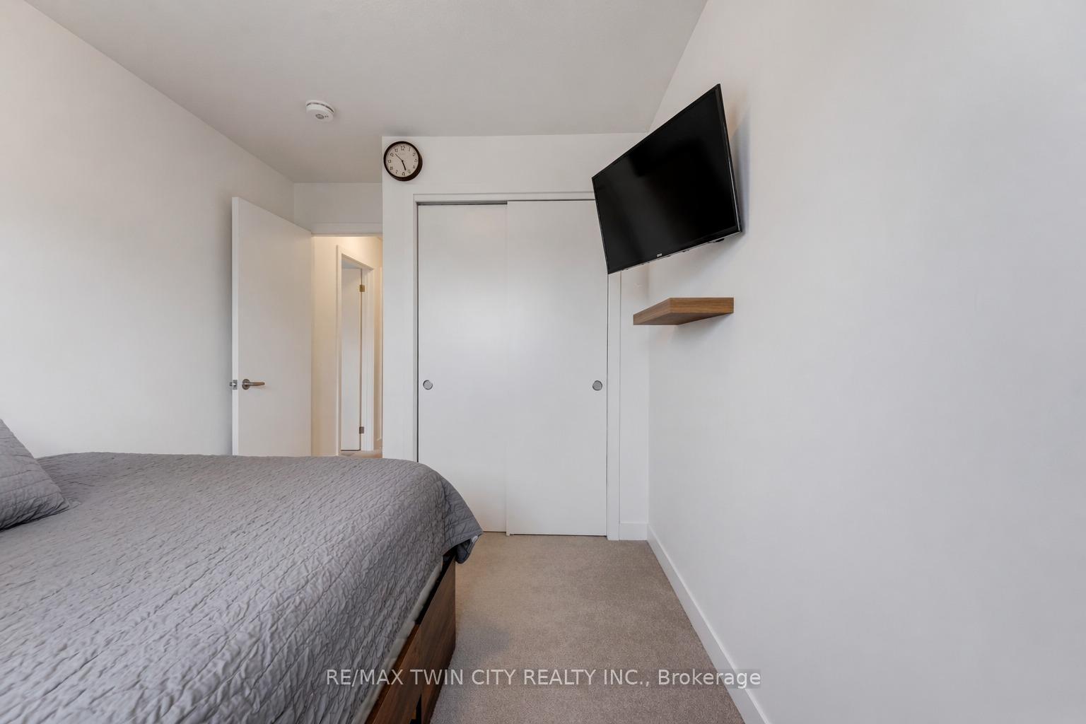Photo 13 of 91 Pony Way, Kitchener, Huron Park — HOMEH