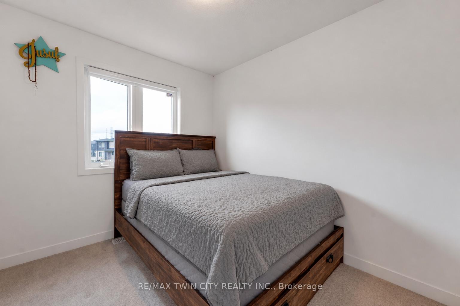 Photo 14 of 91 Pony Way, Kitchener, Huron Park — HOMEH