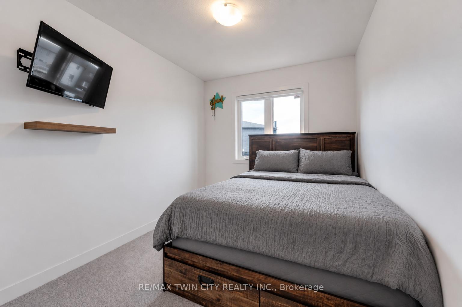 Photo 15 of 91 Pony Way, Kitchener, Huron Park — HOMEH