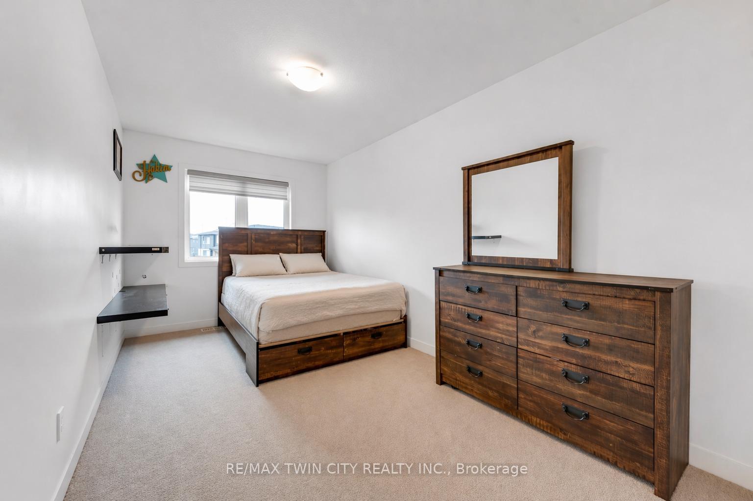 Photo 17 of 91 Pony Way, Kitchener, Huron Park — HOMEH