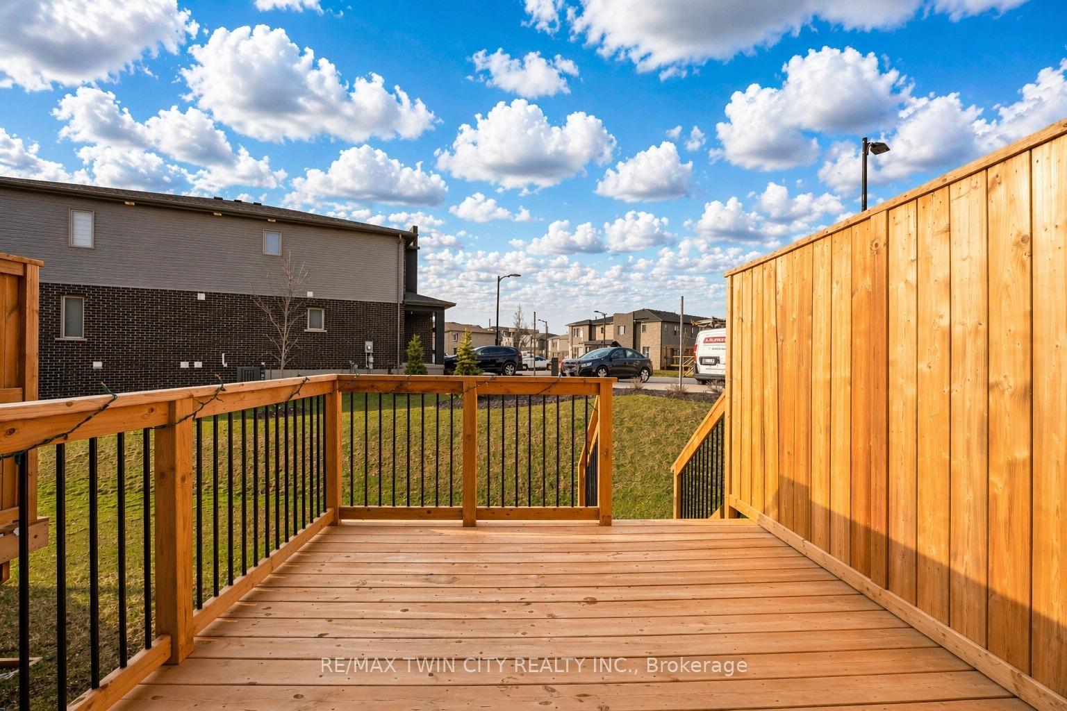 Photo 27 of 91 Pony Way, Kitchener, Huron Park — HOMEH