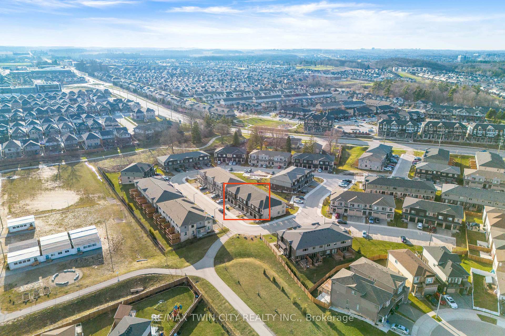 Photo 33 of 91 Pony Way, Kitchener, Huron Park — HOMEH