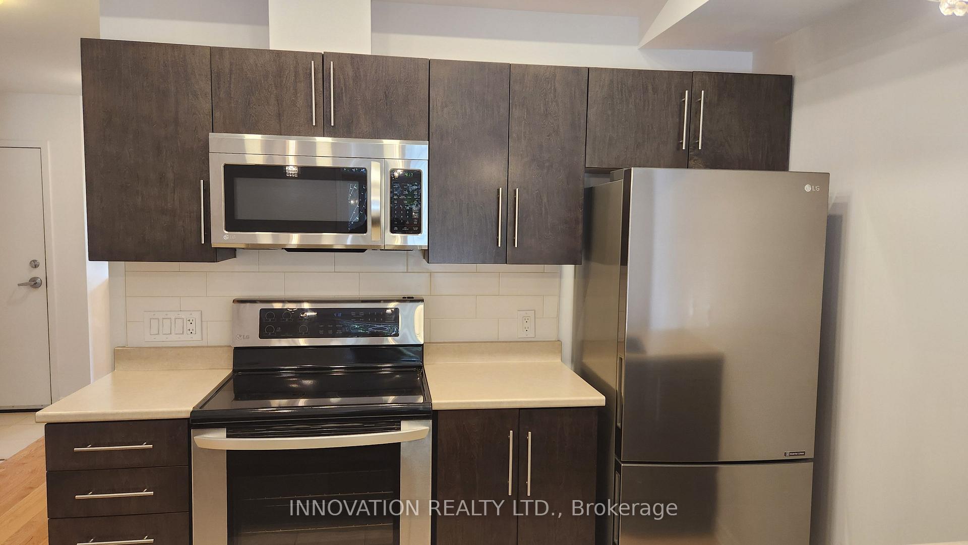 Photo 12 of Unit B, 334 Everest Private, Ottawa, Elmvale Acres — HOMEH