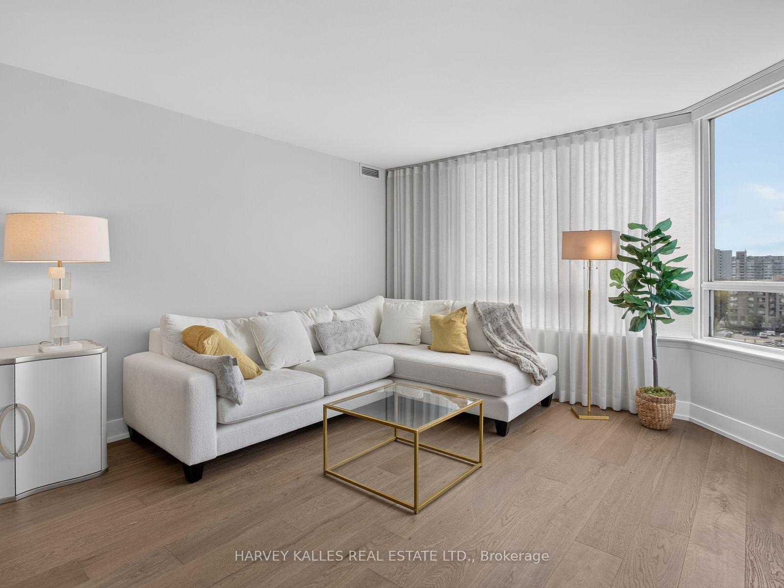 Photo 11 of Unit 1004, 8 Covington Road, Toronto, Englemount-Lawrence — HOMEH
