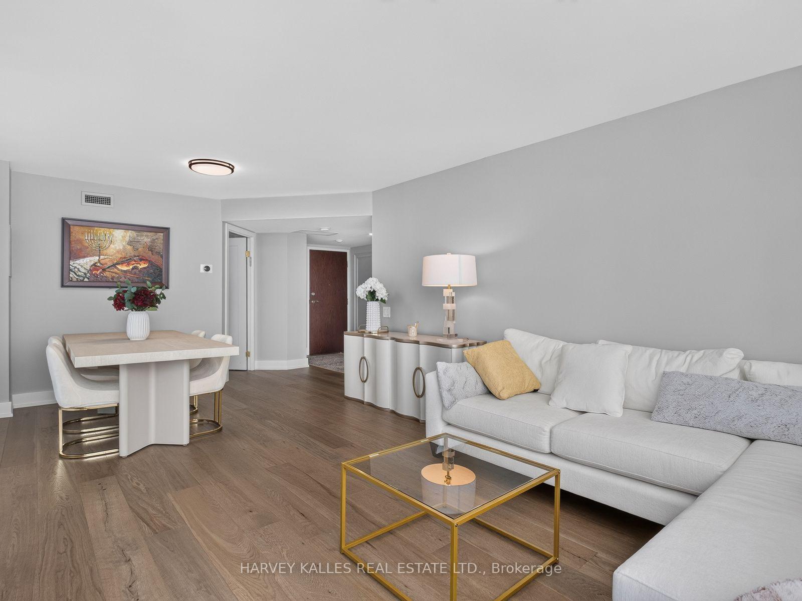 Photo 13 of Unit 1004, 8 Covington Road, Toronto, Englemount-Lawrence — HOMEH