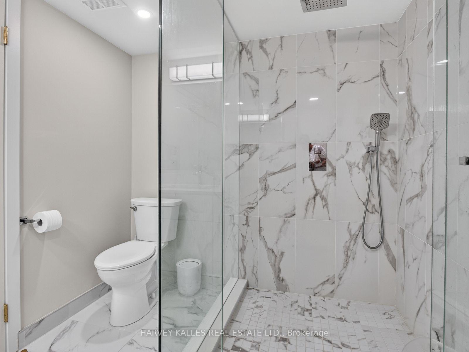 Photo 18 of Unit 1004, 8 Covington Road, Toronto, Englemount-Lawrence — HOMEH