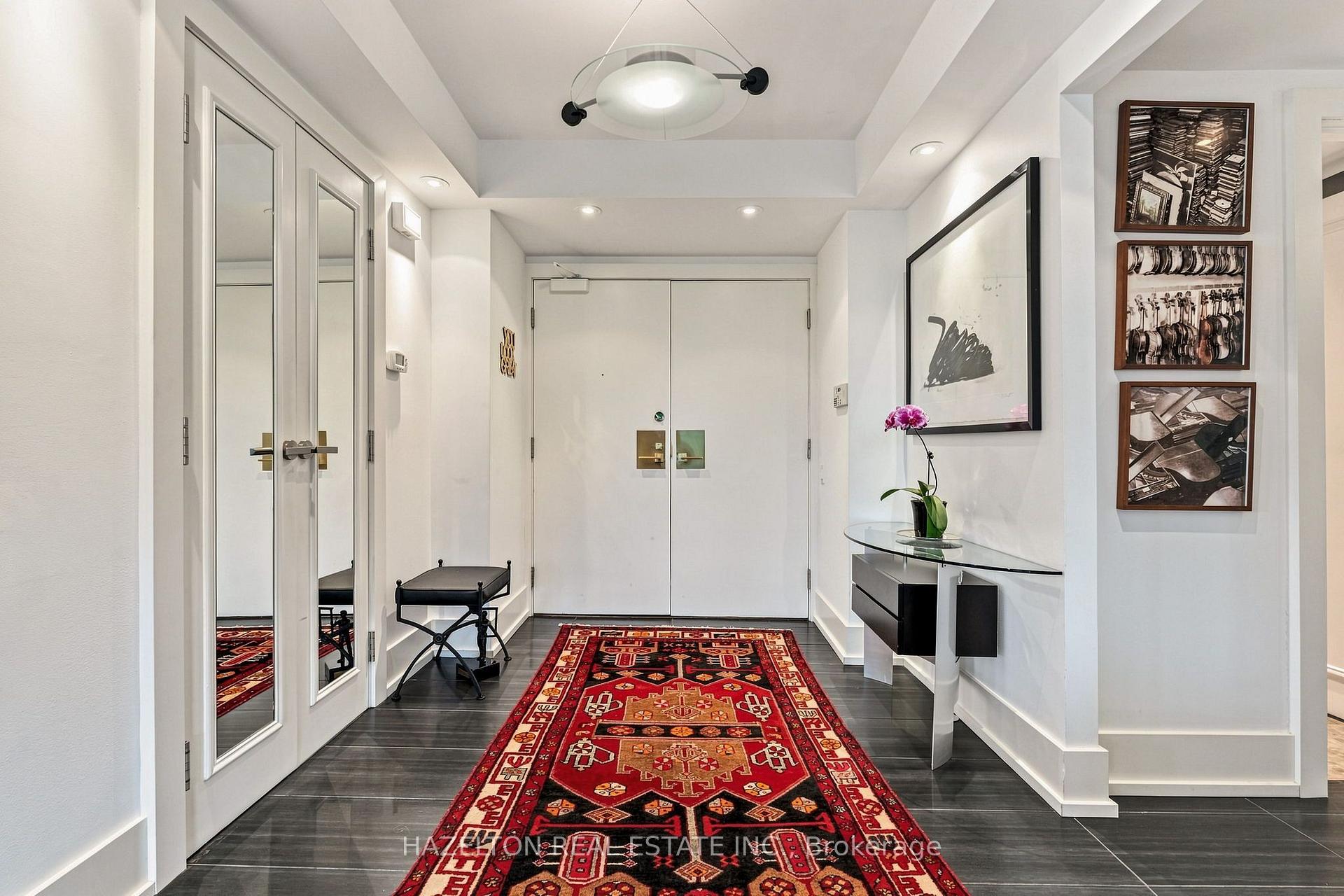Photo 4 of Unit 605, 4 Lowther Avenue, Toronto, The Annex — HOMEH