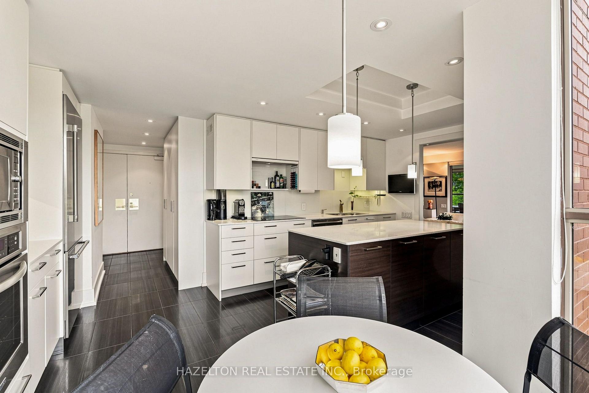Photo 22 of Unit 605, 4 Lowther Avenue, Toronto, The Annex — HOMEH
