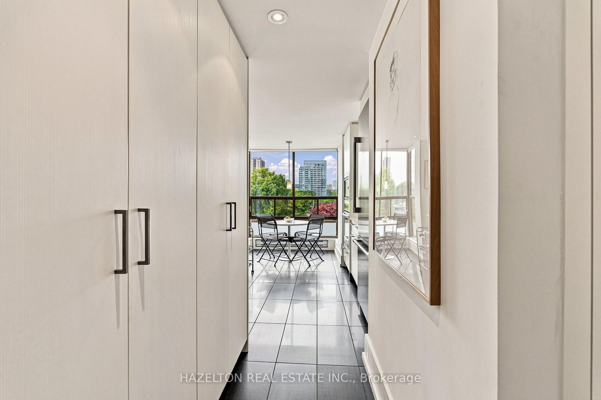 Photo 23 of Unit 605, 4 Lowther Avenue, Toronto, The Annex — HOMEH