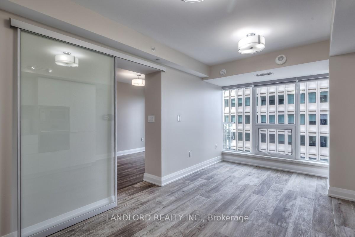 Photo 9 of Unit 1714, 955 Bay Street, Toronto, Bay Street Corridor — HOMEH