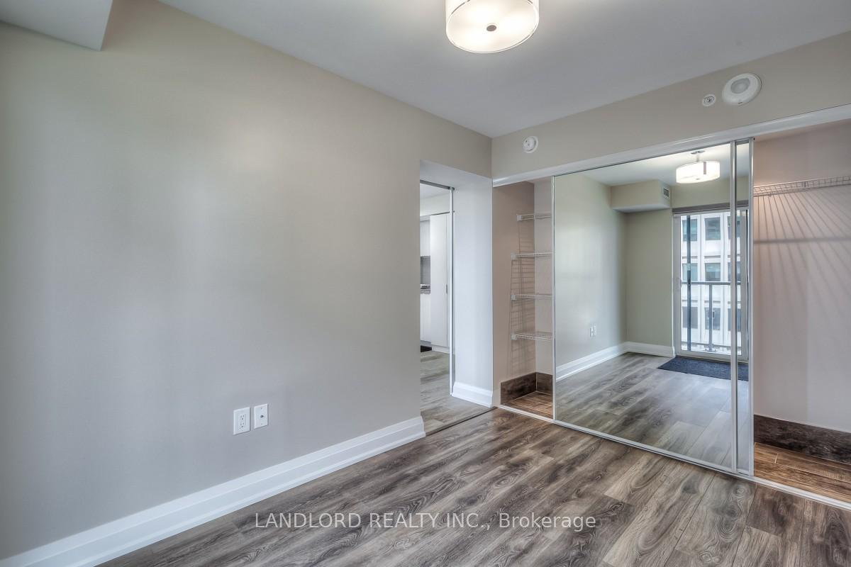 Photo 11 of Unit 1714, 955 Bay Street, Toronto, Bay Street Corridor — HOMEH