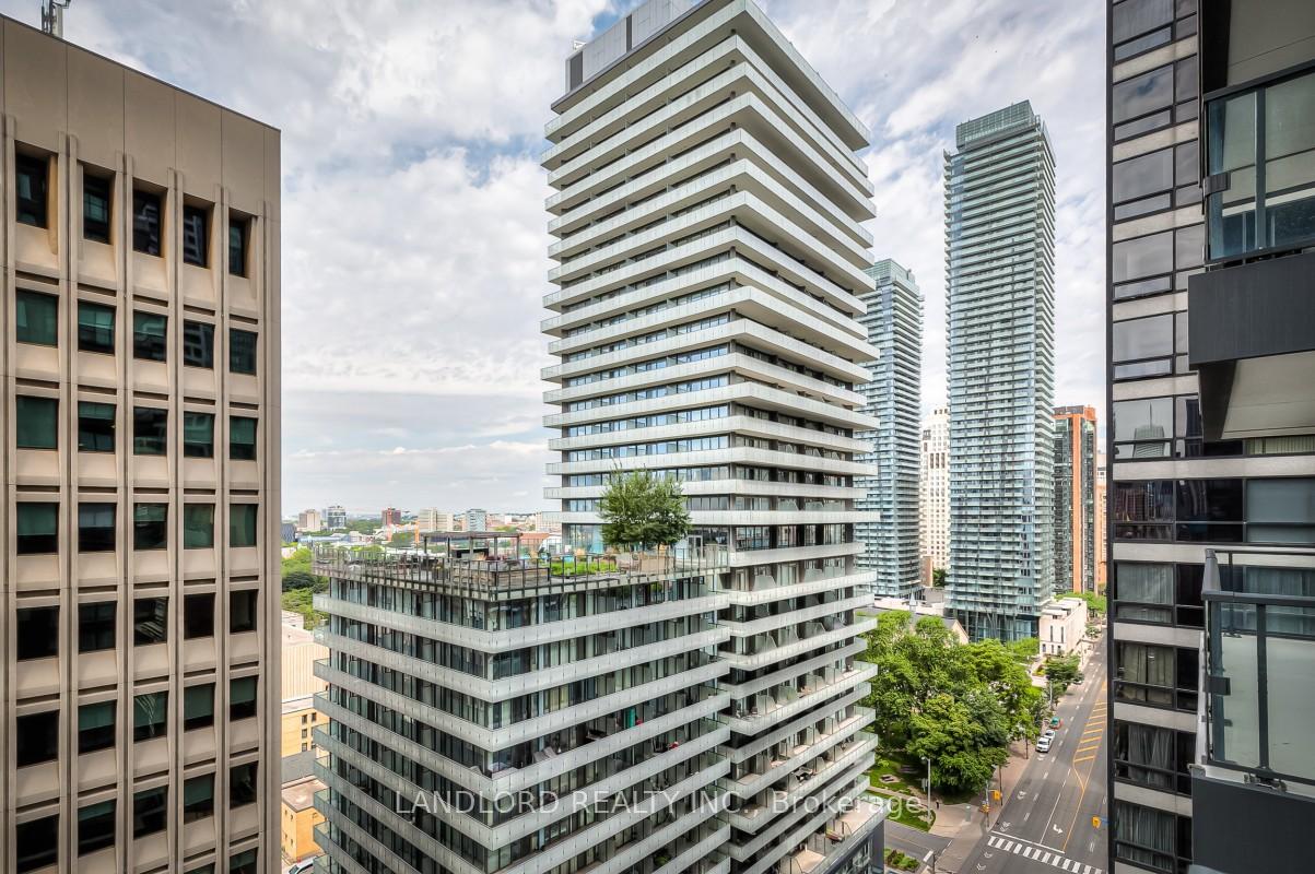 Photo 16 of Unit 1714, 955 Bay Street, Toronto, Bay Street Corridor — HOMEH