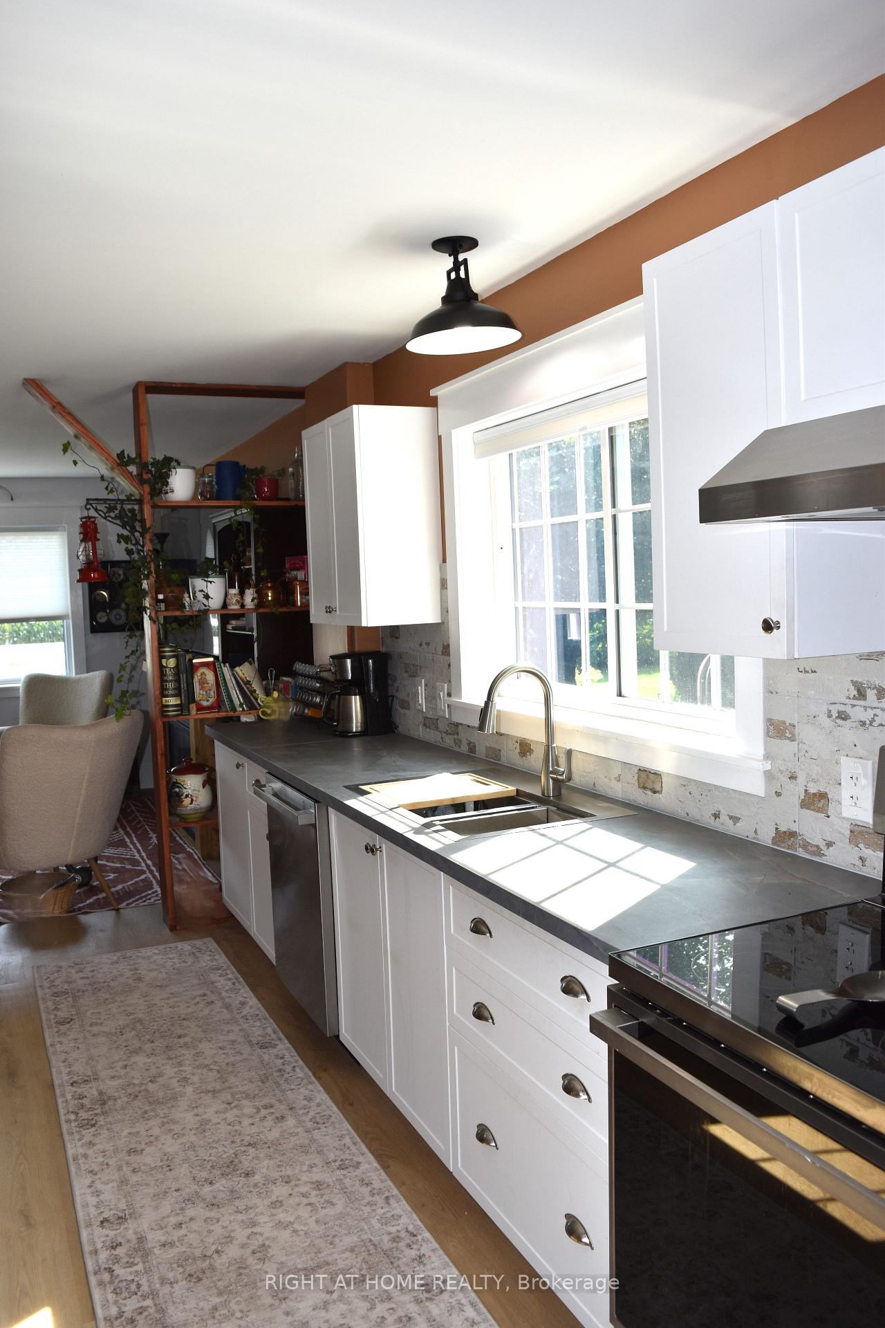 Photo 15 of 7231 Baseline Road E, Chatham-Kent, Wallaceburg — HOMEH