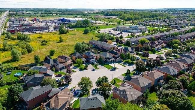 Photo 4 of 123 Amberview Drive, Georgina, Keswick South — HOMEH