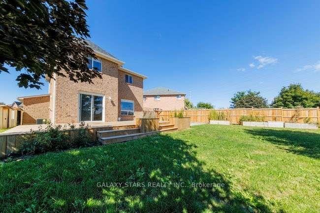 Photo 8 of 123 Amberview Drive, Georgina, Keswick South — HOMEH