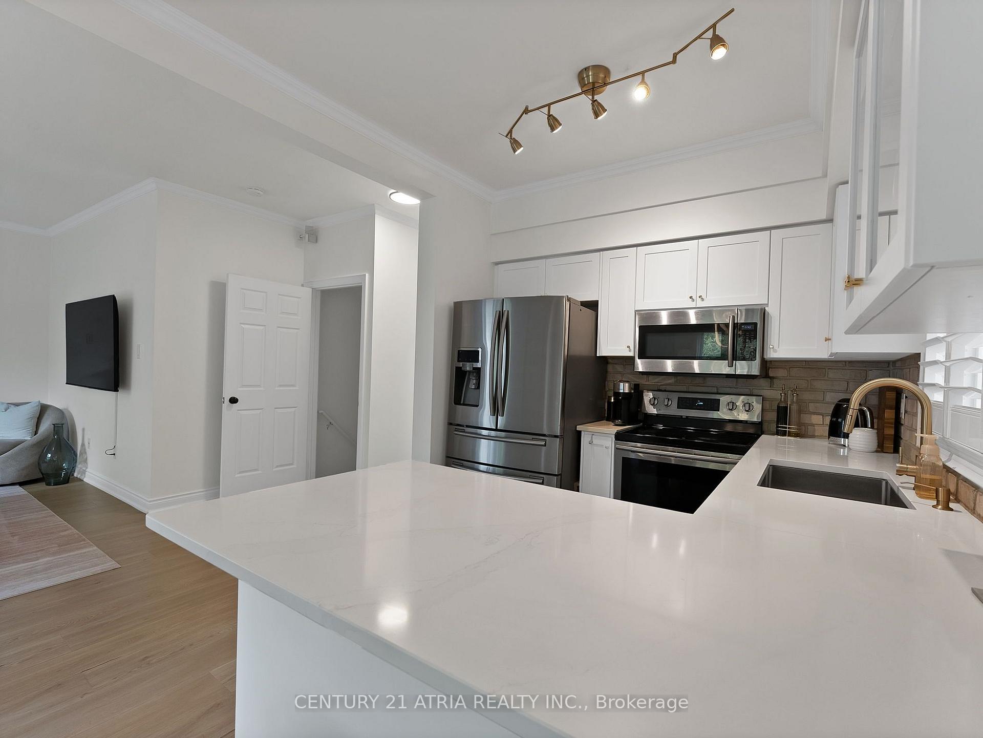 Photo 9 of 214 Ellis Crescent, Milton, Dempsey — HOMEH
