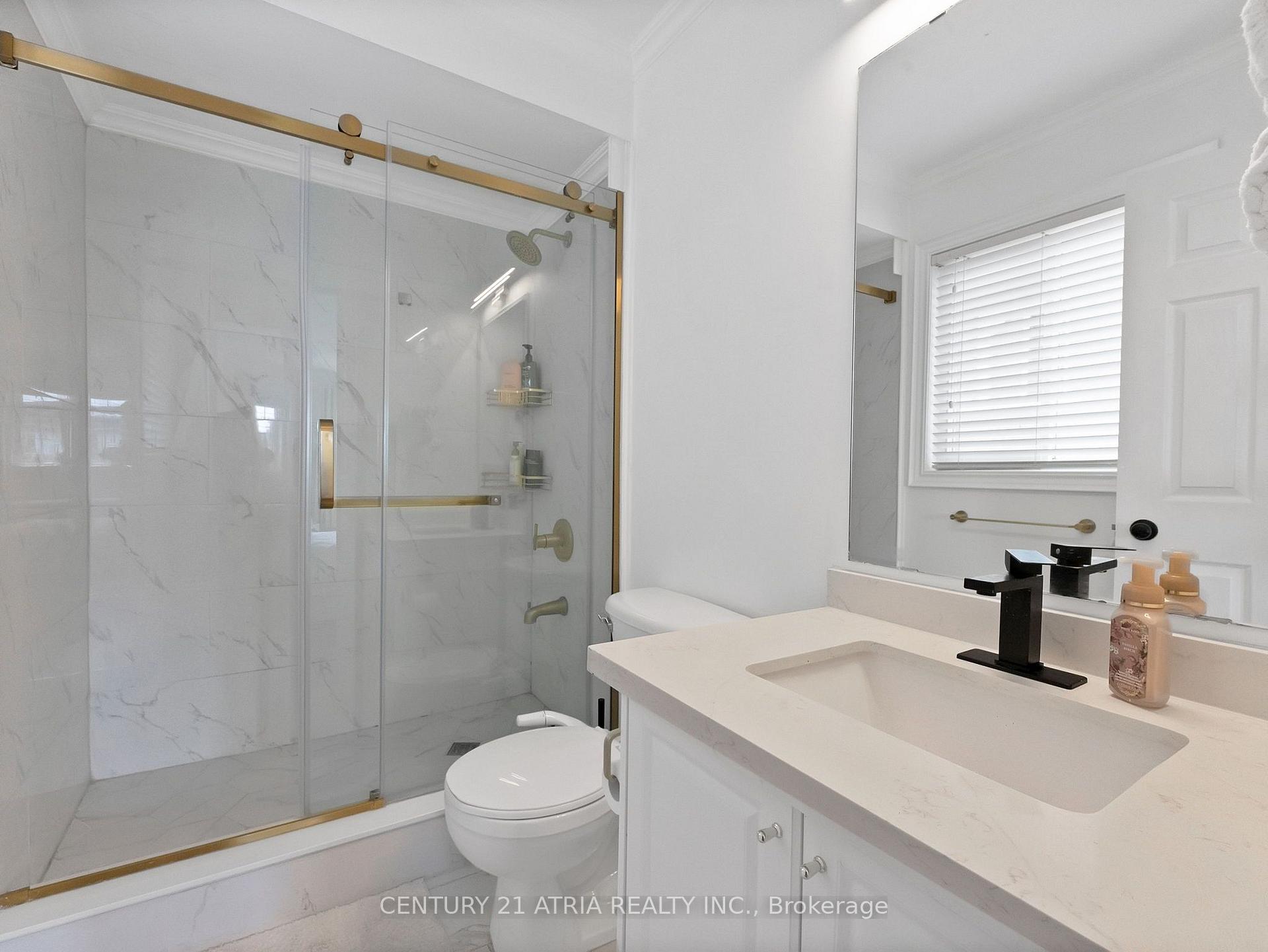 Photo 17 of 214 Ellis Crescent, Milton, Dempsey — HOMEH