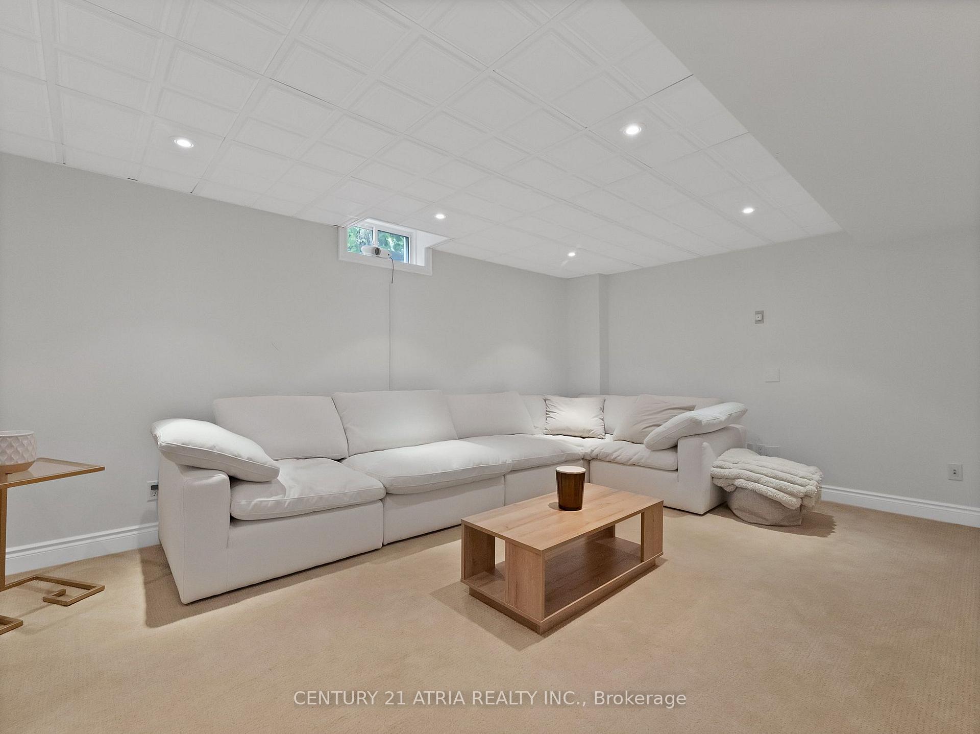 Photo 34 of 214 Ellis Crescent, Milton, Dempsey — HOMEH