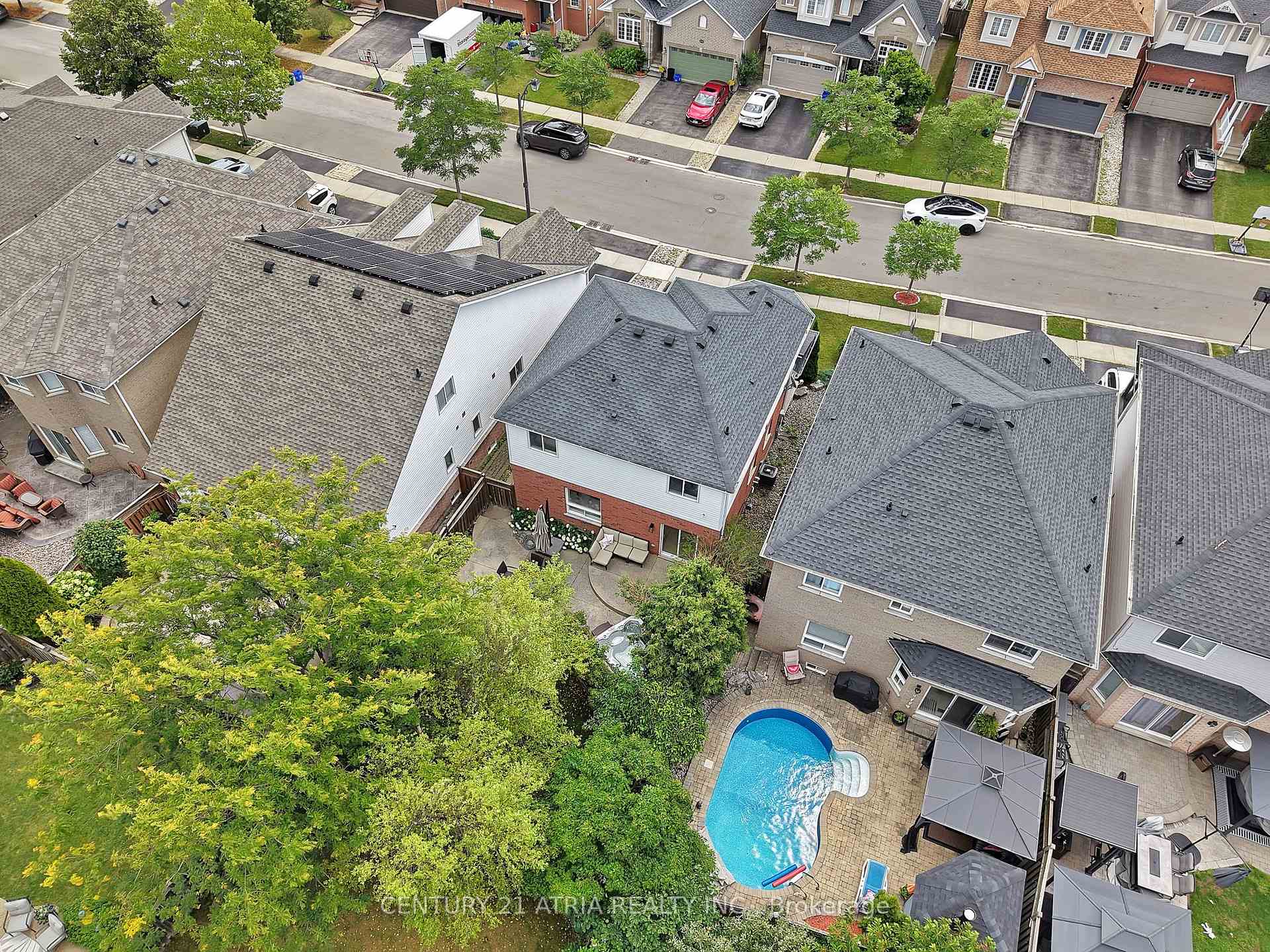 Photo 43 of 214 Ellis Crescent, Milton, Dempsey — HOMEH