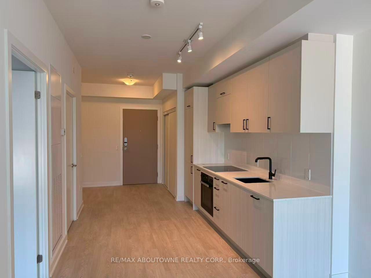 Photo 17 of Unit 417, 1 Kyle Lowry Rd, North York, Banbury-Don Mills — HOMEH